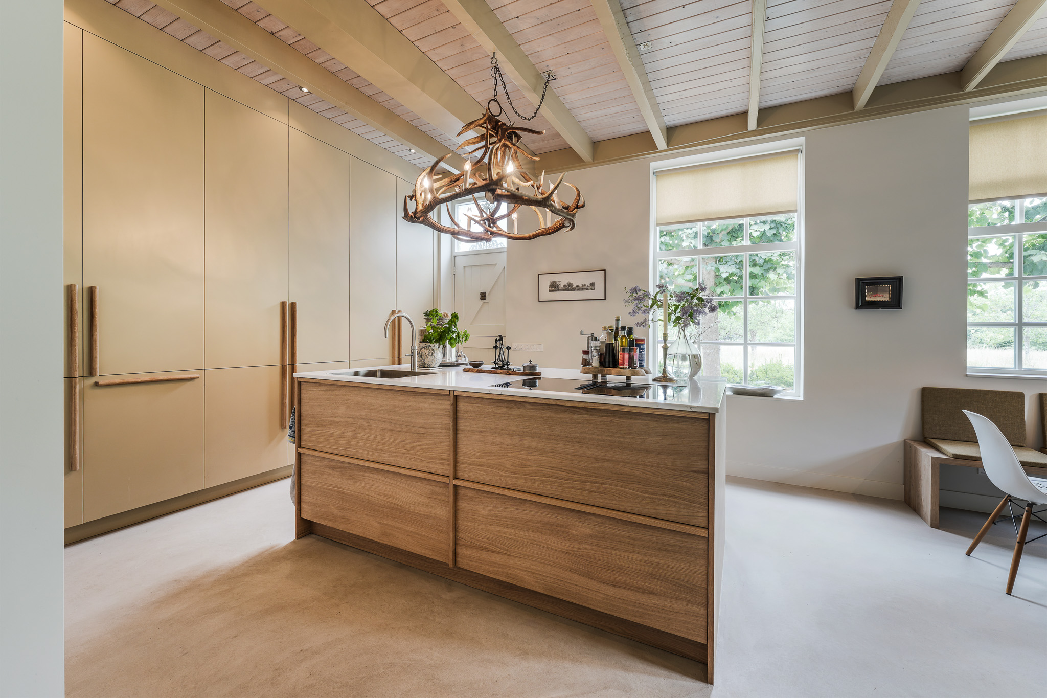 Maatwerk bij verbouw woonboerderij | KAMPERTBOUW | Verbouwing boerderij ...